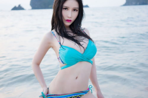 羞辱尤娜2手机版游戏,角色扮演手游全新体验