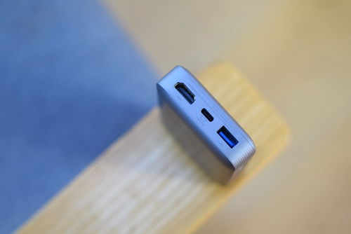 有线连接方式详解：HDMI与USB-C连接